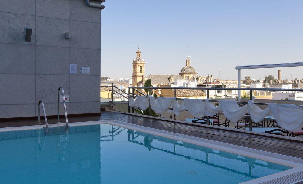Center 4* Seville