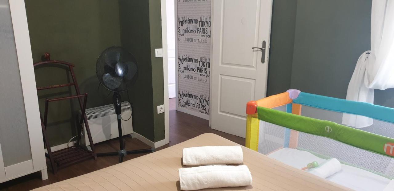 Apartamento ,piso Completo En Buena Zona,wifi Y Aparcamiento *