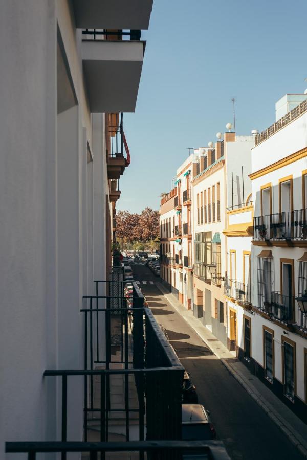 Modern With Balcony- 2bd 2bth- San Vicente *