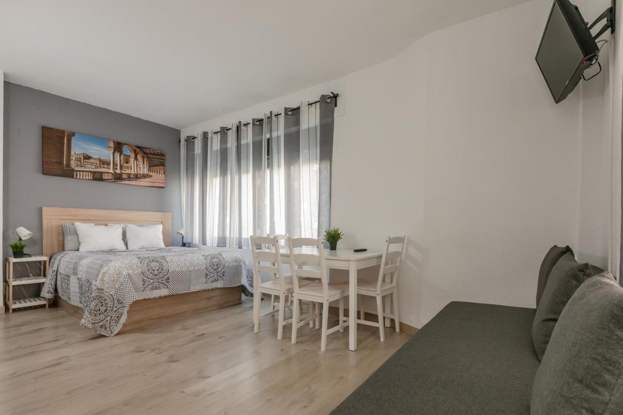 213 Hispalis Triana * Sevilla