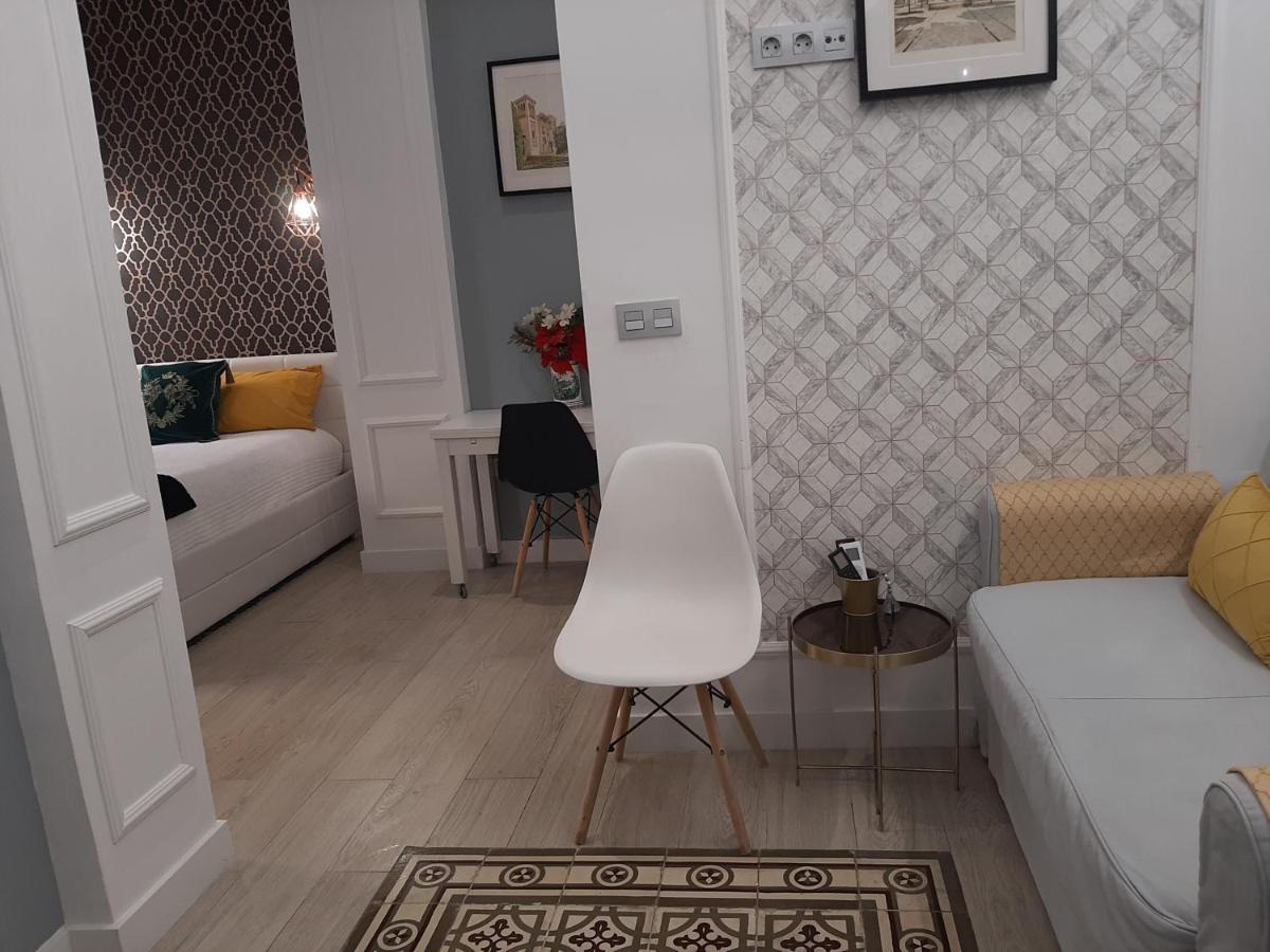 Homestay La Del Conde Luxury Seville