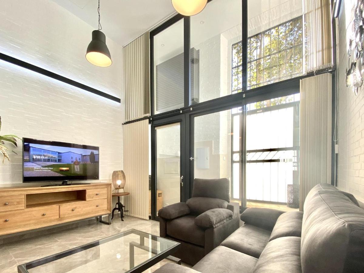 Apartment Tr2 Aparcamiento Incluido Amplio Y Moderno Loft Cartuja De Seville
