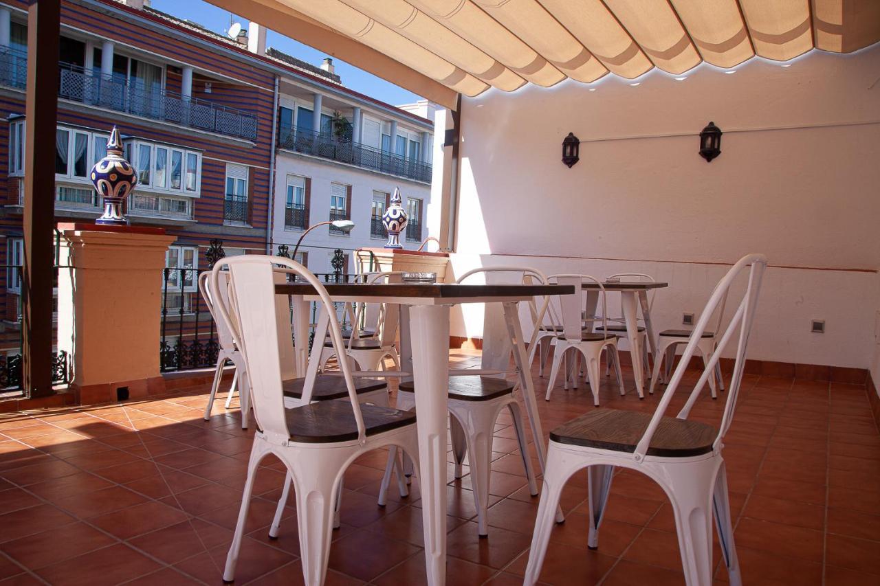 Noches En Triana 2*