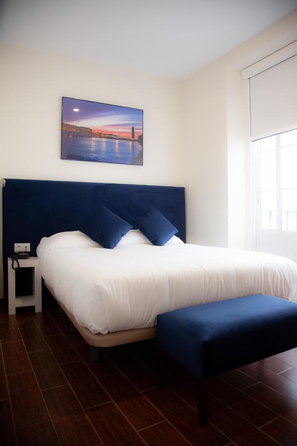 Hotel Noches En Triana Sevilla