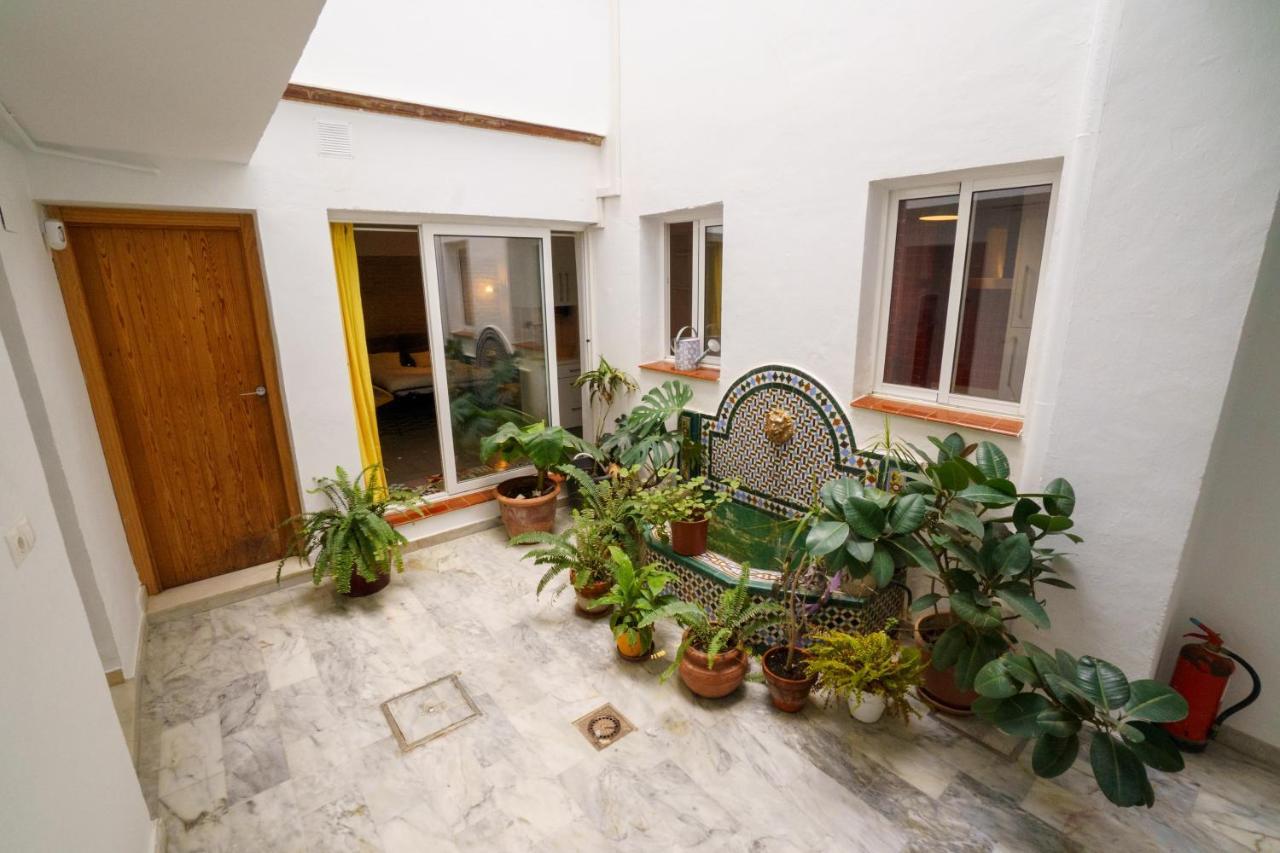 Rentalsevilla Rentalsevilla Moderno Apartamento En El Centro Con Patio *