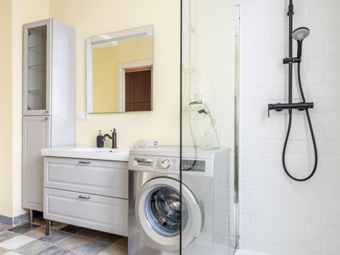 Apartamento San Vicente -oasis De Paz En El Corazón De 3 Hab - 2 Baños Wifi Ac Sevilla