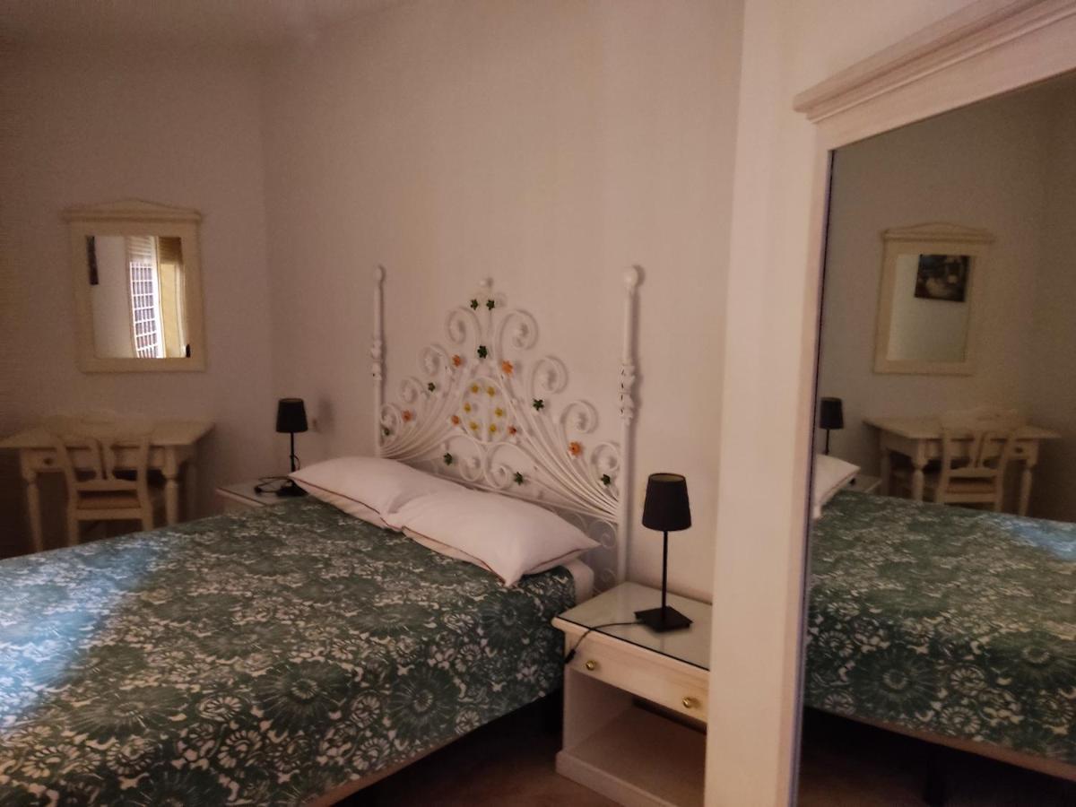 Apartamentos Sevilla Apartamento *