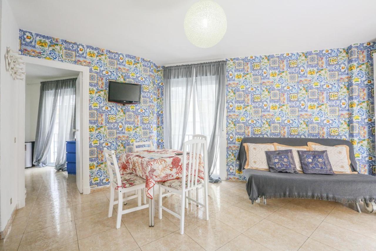 Center Premium, Free Parking Apartment *