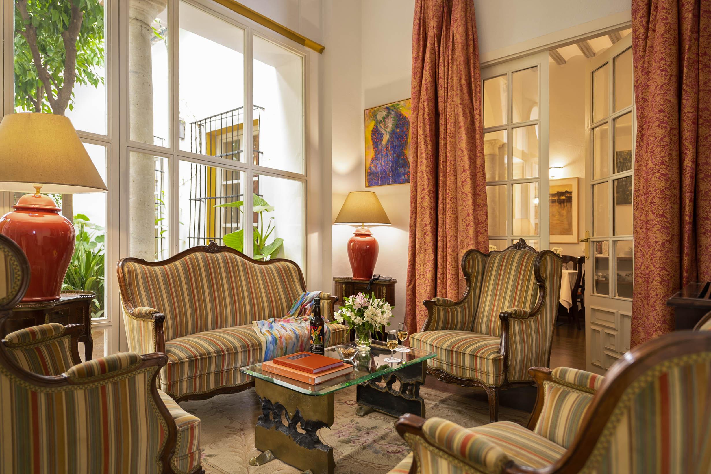 Hotel Casas De El Arenal 4*