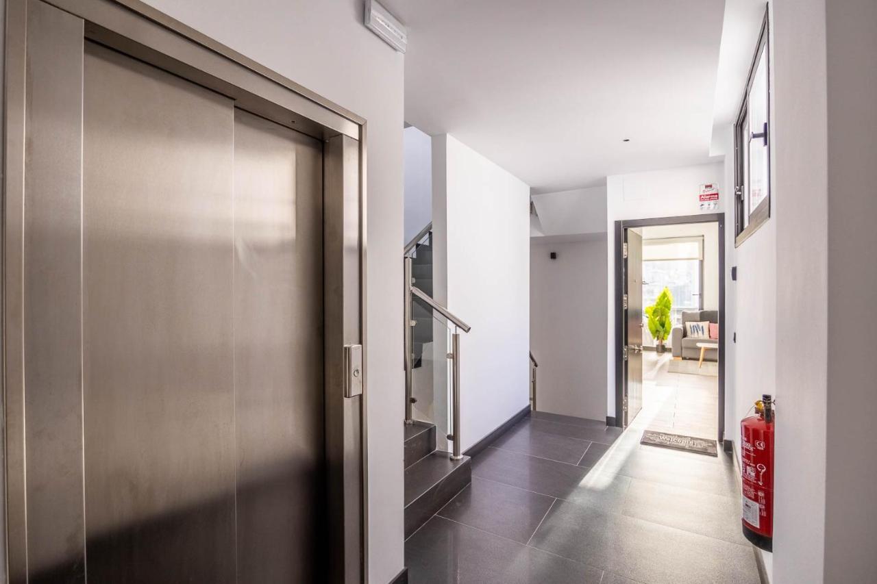 Nervión 2 - Vacacional Apartamento