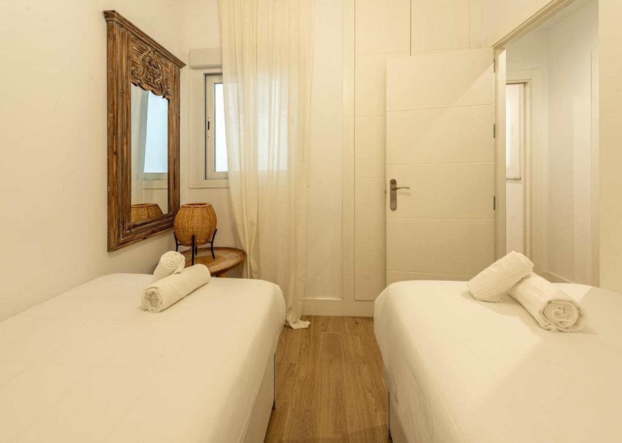 Apartamento Modern With Balcony- 2bd 2bth- San Vicente