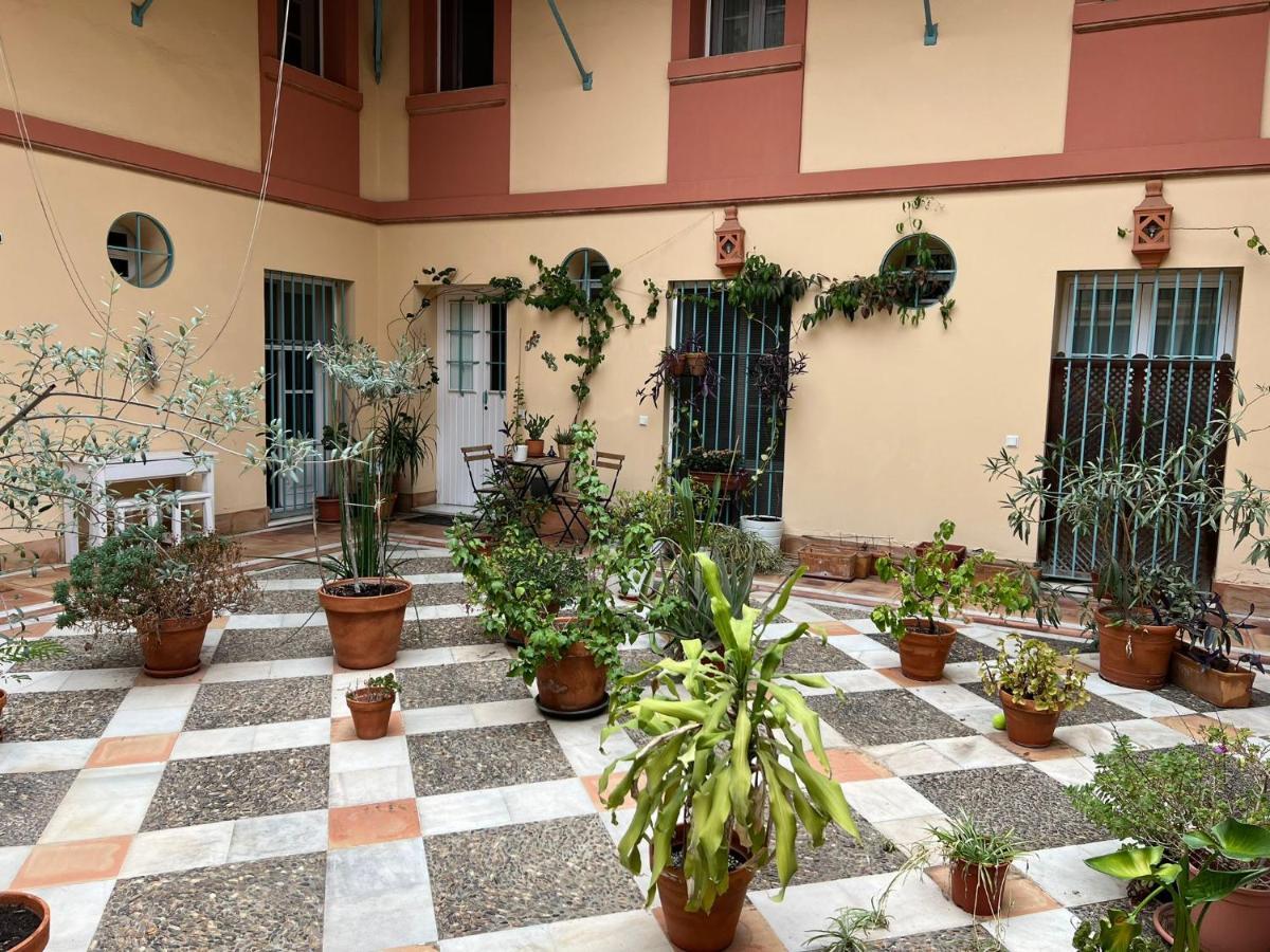 180 Precioso Con Patio San Bernardo 4 Apartamento Sevilla
