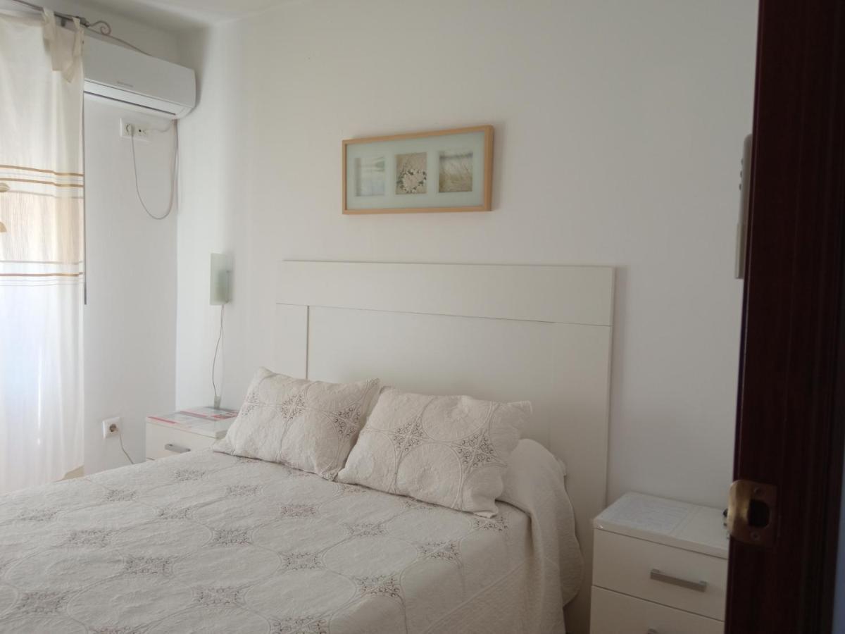 Habitación en casa particular Habitación Individual En Apartamento Compartido Con La Anfitriona Sevilla