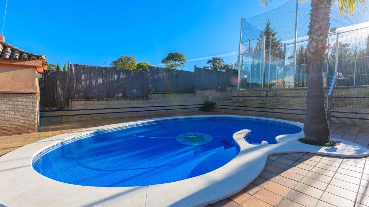 Casa Con Pista De Padel Castilblanco De Arroyos By Ruralidays * Seville