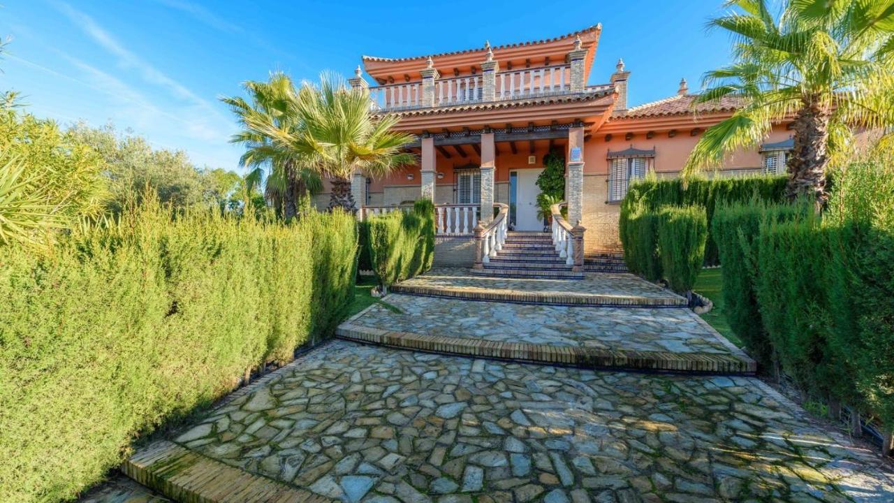 Holiday home Casa Con Pista De Padel Castilblanco De Arroyos By Ruralidays *