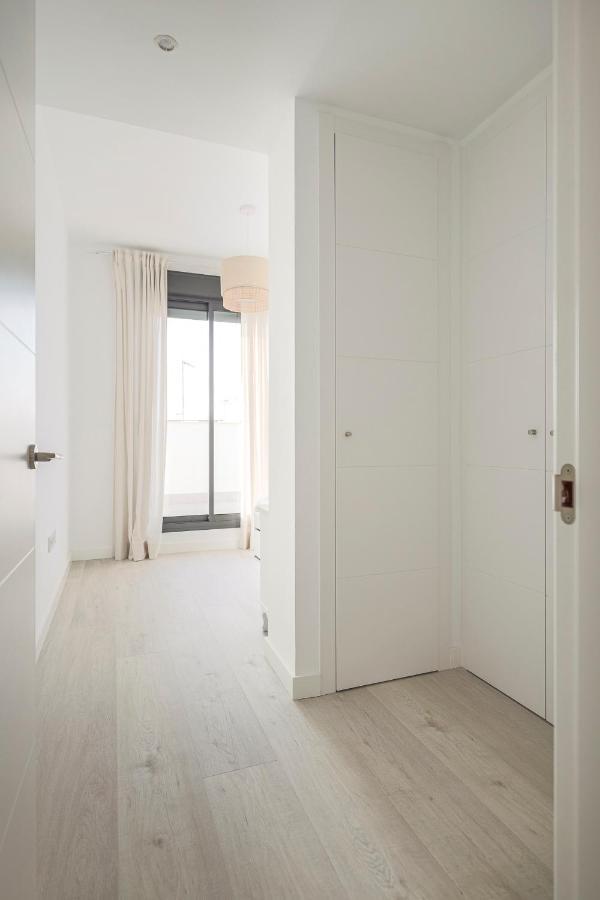 Uxama Luxury Penthouse En Triana - Terraza Y Parking Privados - Piscina Apartamento *