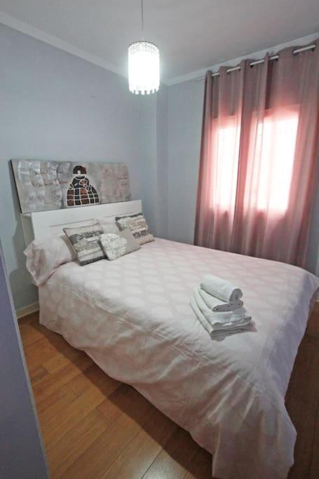 Clasica: Amigos Y Familia. Parking Gratis! Sevilla