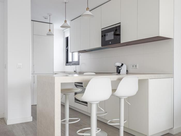 Uxama Luxury Penthouse En Triana - Terraza Y Parking Privados - Piscina Apartamento Sevilla