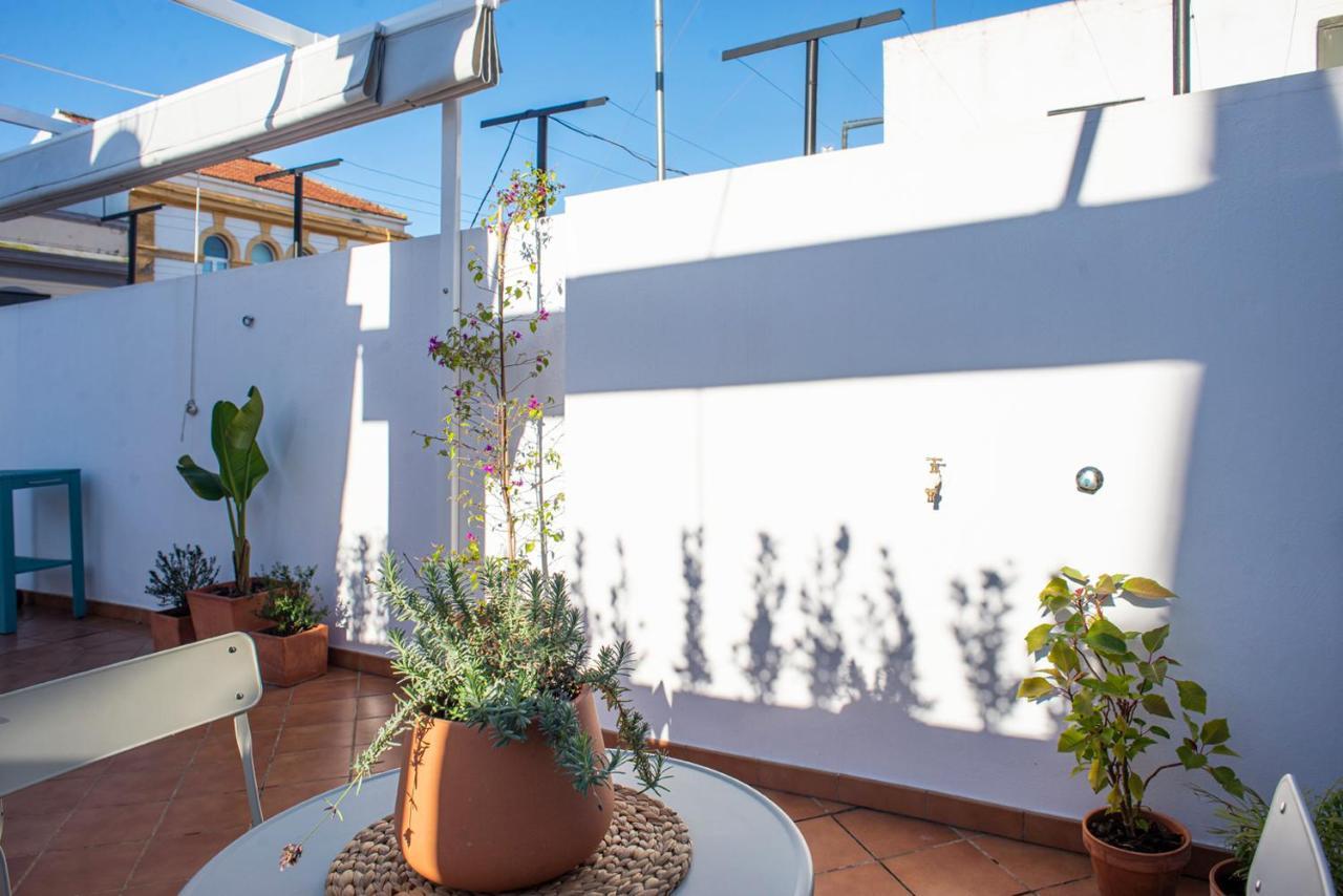 Alohamundi Velarde Apartment Seville