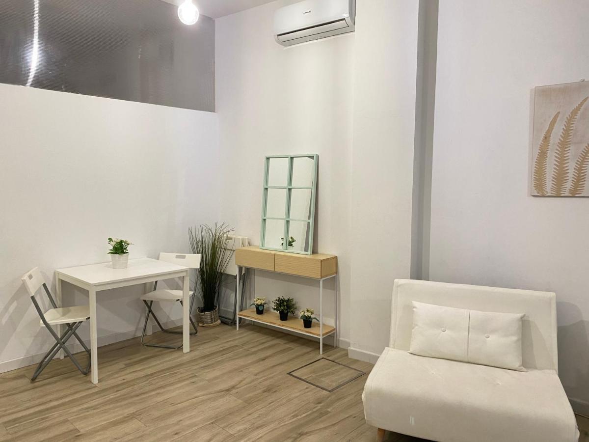 Flamenca Triana - Totalmente Equipado Wifi 2d Sofas Camas 2 Baños Sevilla
