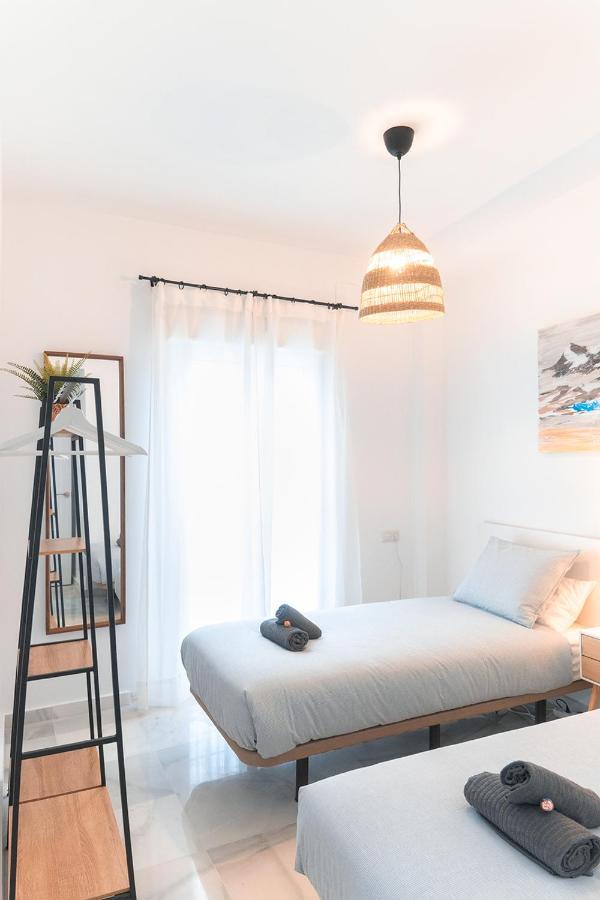 Downtown 3 Bedrooms 2 Bathrooms Wifi Apartment *