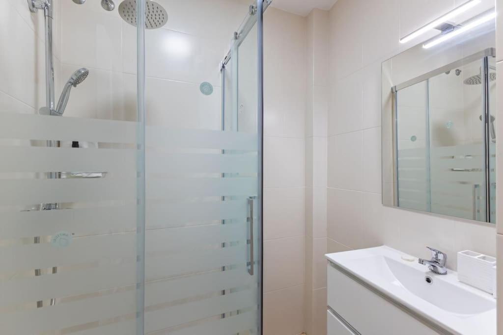 Jimios Center By Valcambre Apartment Seville
