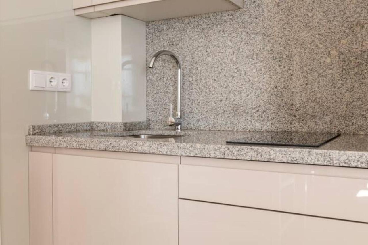 Apartamento Azahar Metropol Parasol, Parking Gratis Coches Medianos *