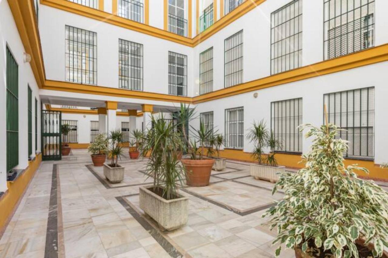 Apartamento Azahar Metropol Parasol, Parking Gratis Coches Medianos *