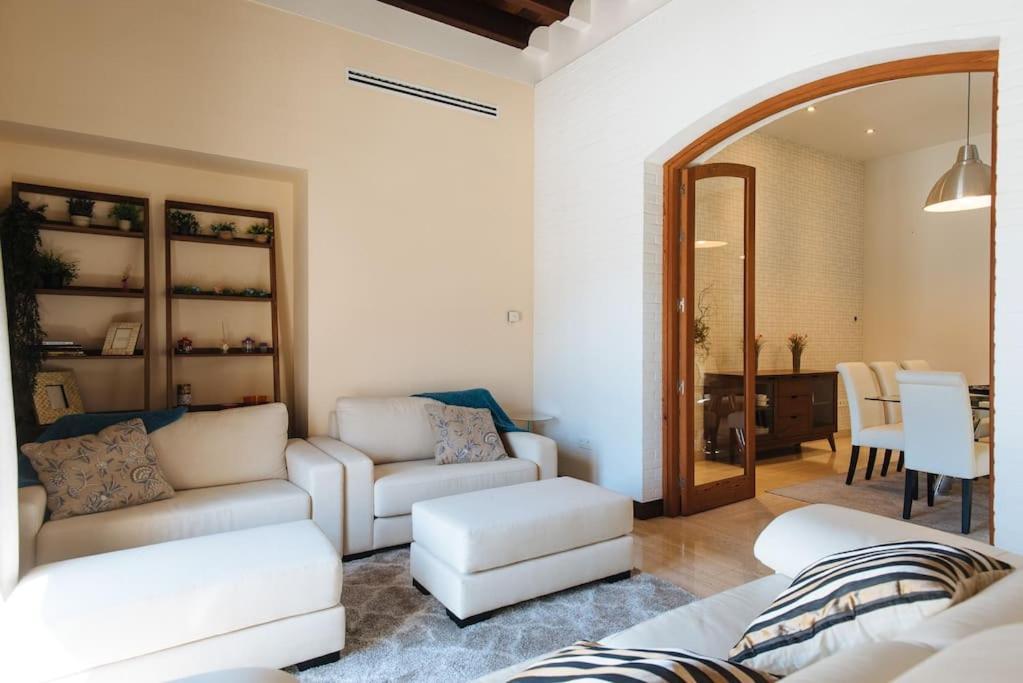 Сasa de vacaciones Rabadan Brand New Amazing House With Terrace Parking Sevilla