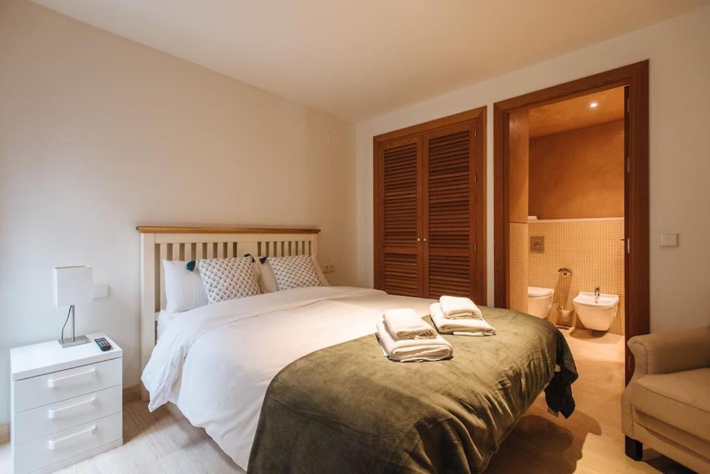 Rabadan Brand New Amazing House With Terrace Parking Sevilla