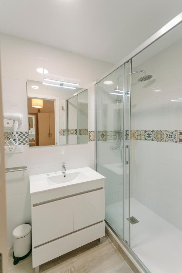 O&l San Luis Feel At In A Renovated Sevilla