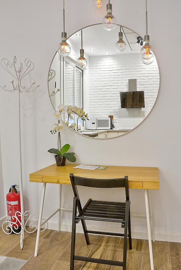 Apartsuite B&r Triana Arellano *