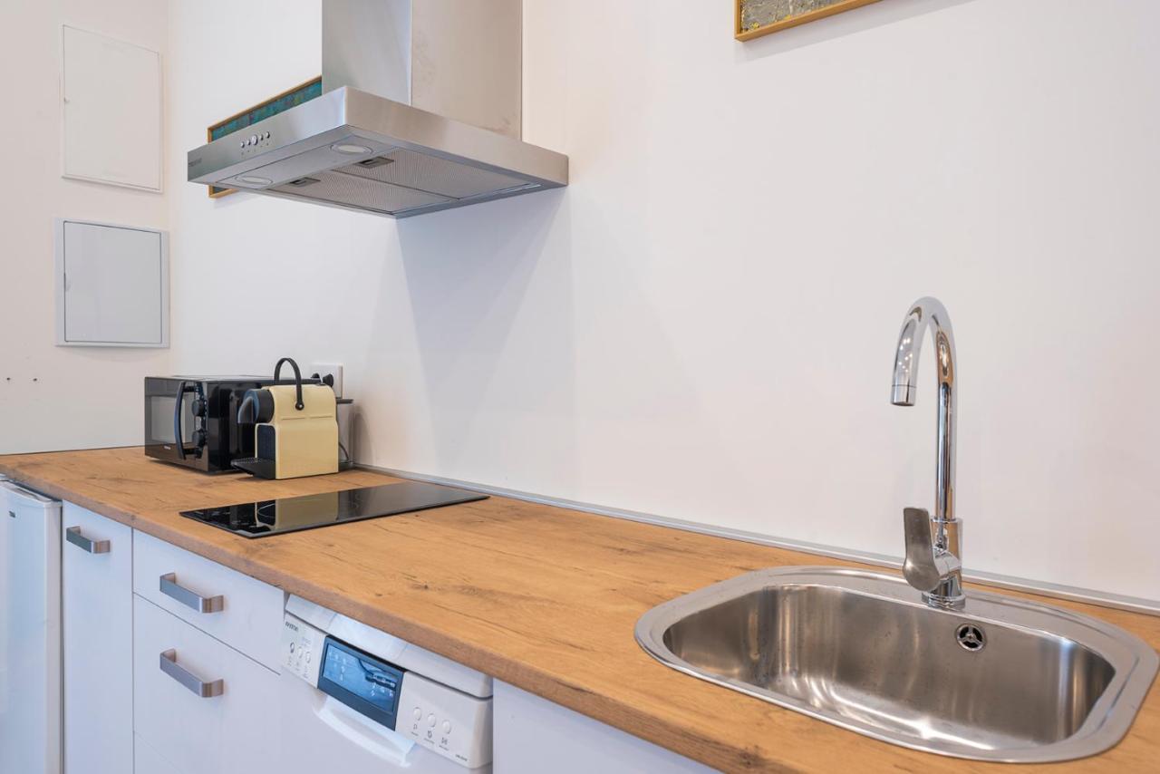 Alohamundi Segovia&fortaleza Apartment Seville