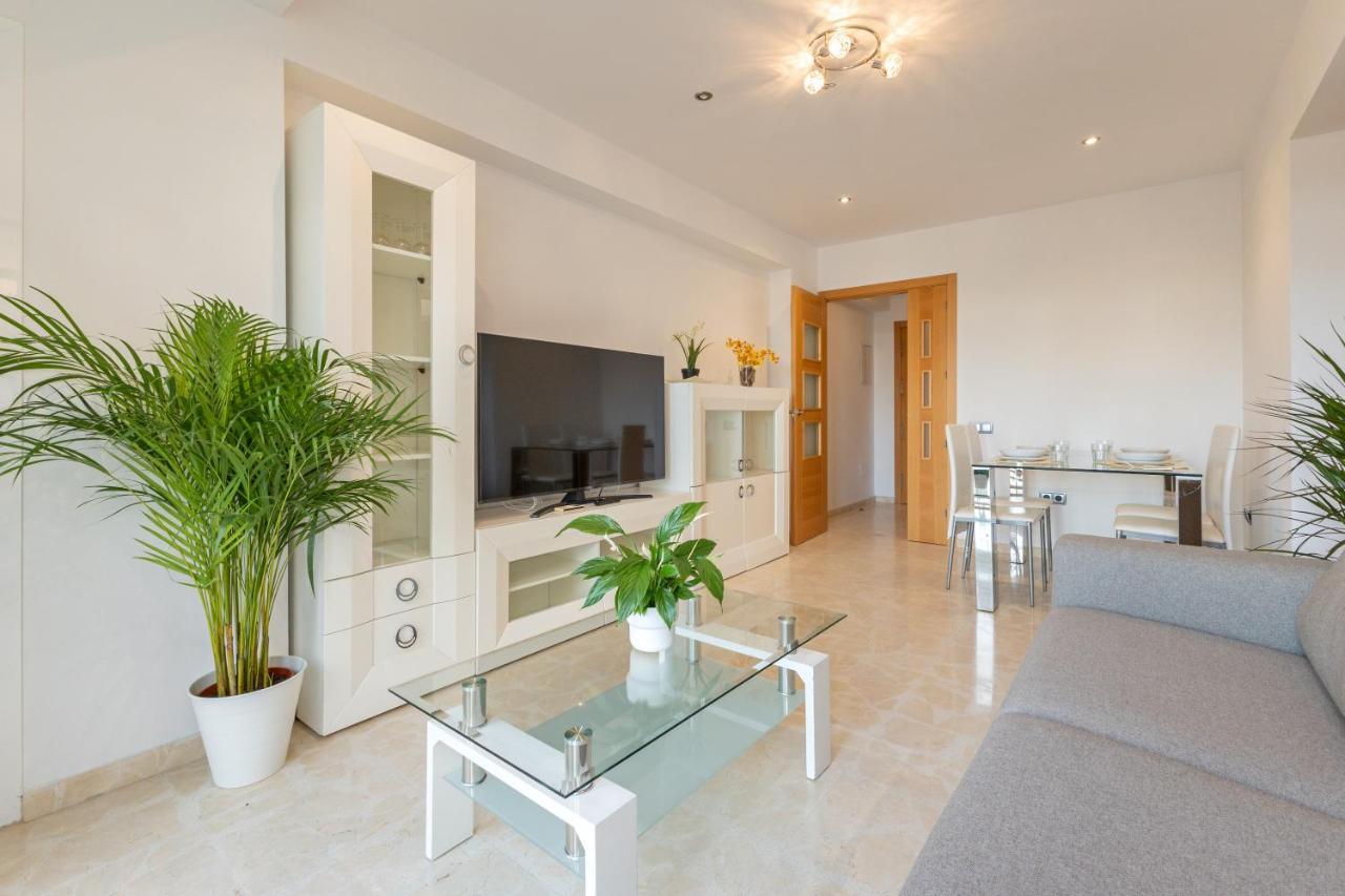 Apartamento Charming 3 Bedroom At Triana Center By Oui Sevilla