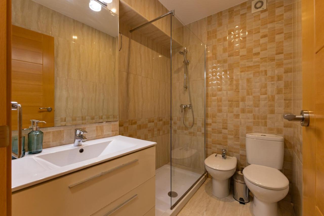 Charming 3 Bedroom At Triana Center By Oui Apartamento Sevilla
