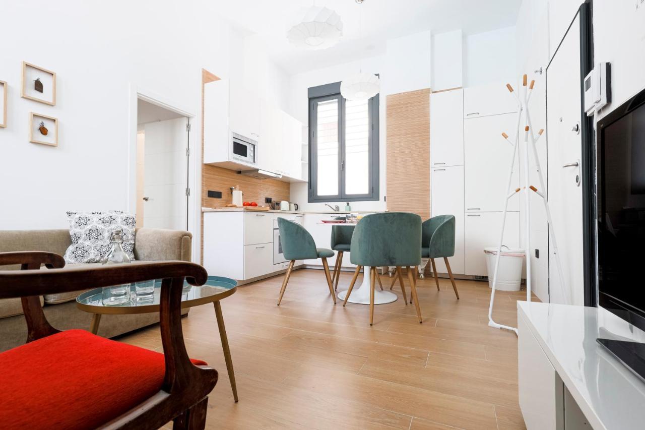 Oasis In The Heart Of - 2 Bedroom With Free Parking Apartamento *