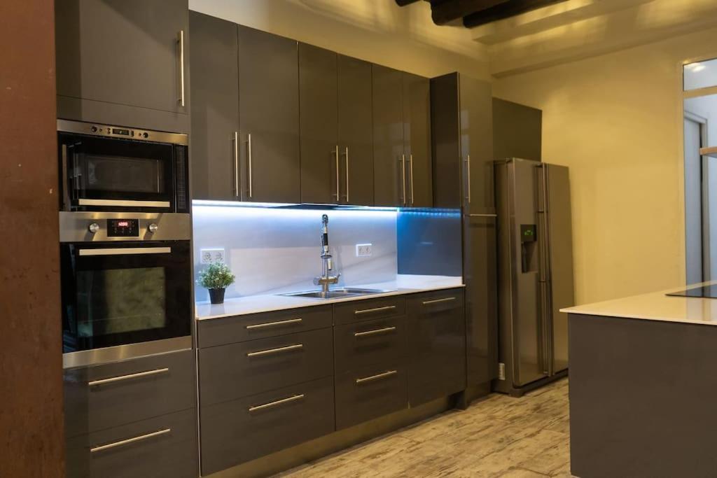 Nueva Casa Boutique En El Centro De * Sevilla