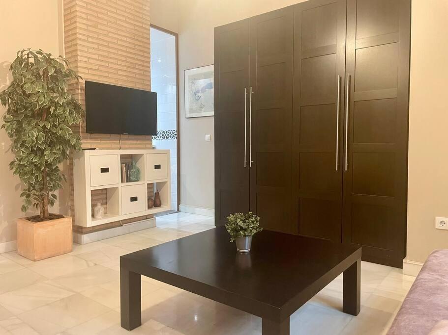 Apartamento Acogedor Loft+parking Junto A Catedral Sevilla