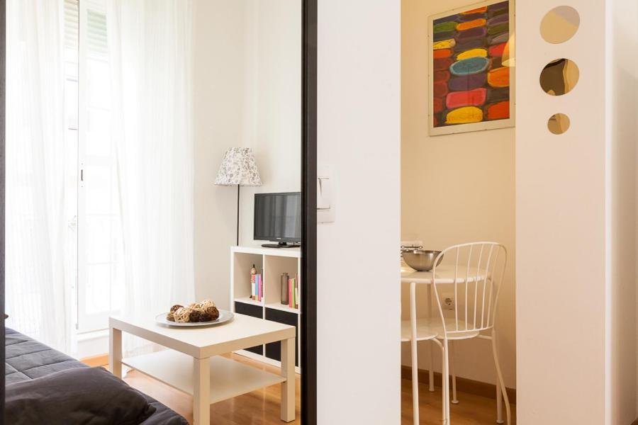 Peral Cozy Apartment Seville