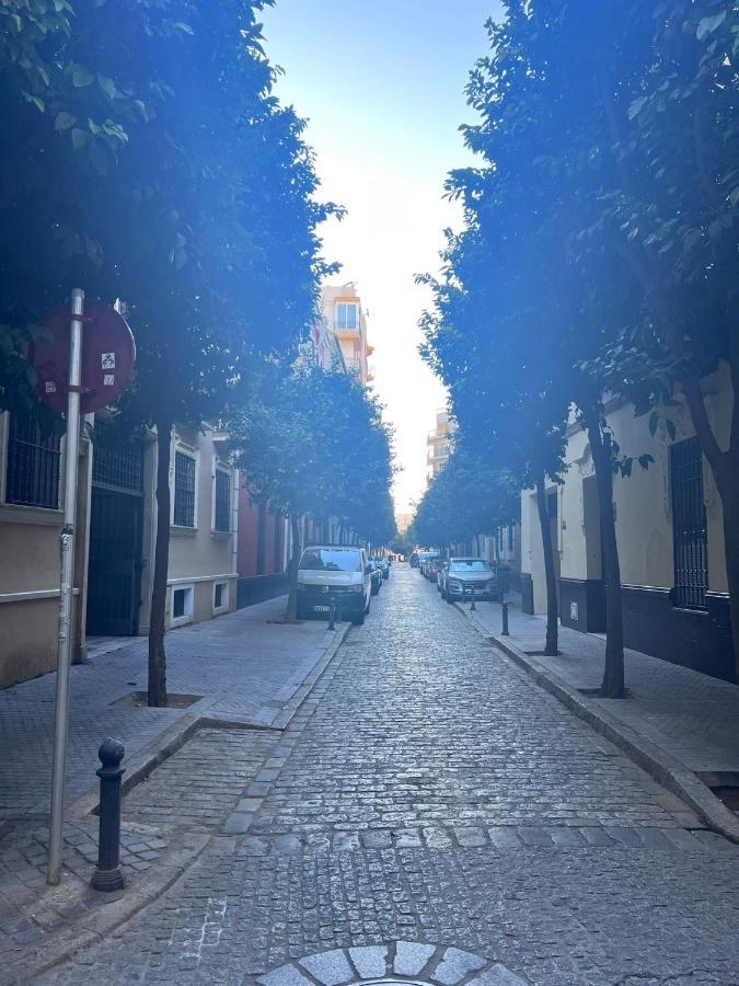Turistico R. Gonzalez Abreu Seville