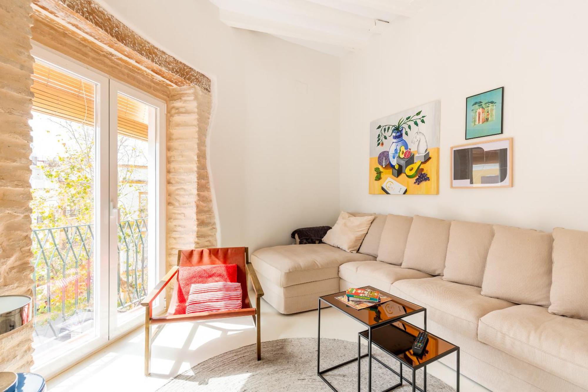 Ad3b Bright 3br And 2bath Downtown Apartment