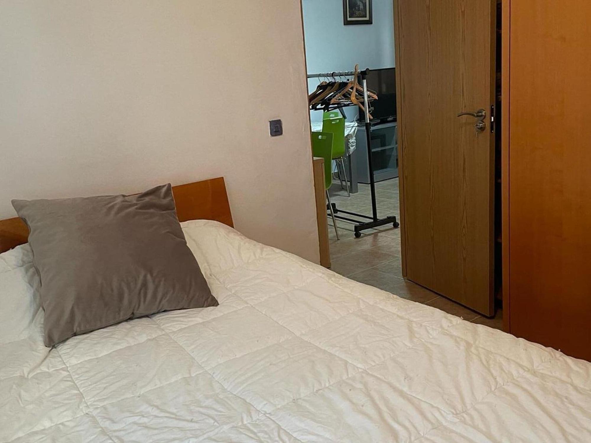 Apartamento Cosy With Shared Balcony *