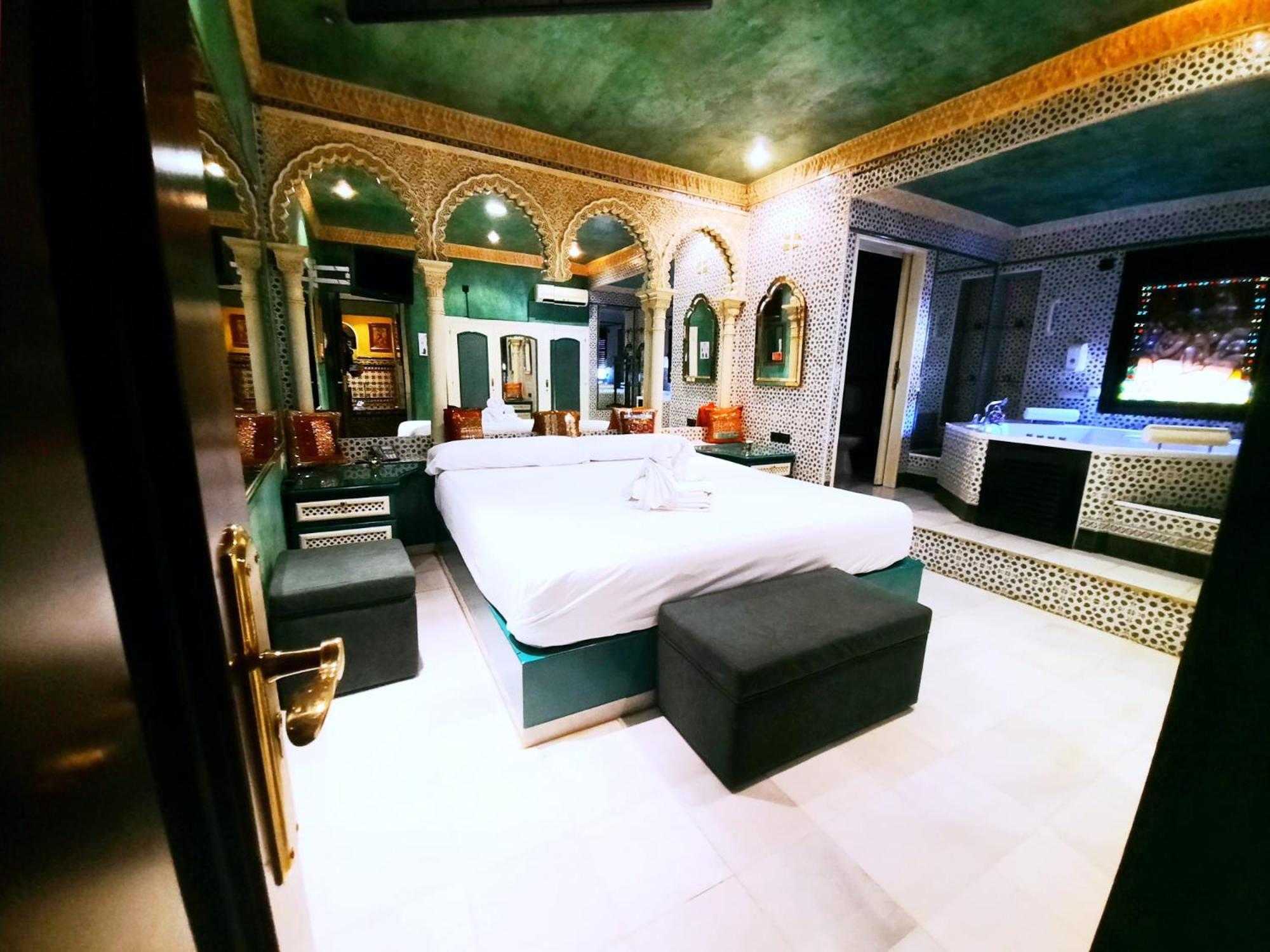 Avenida Andalucia - Solo Adultos Guest house Seville