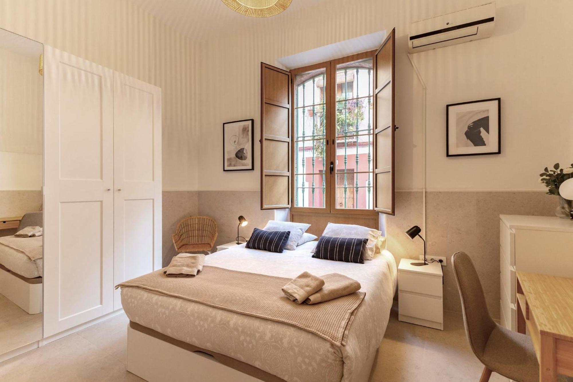 Modern Spacious Of Sevilla