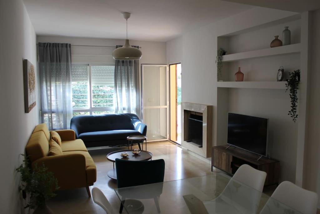 Сasa de vacaciones Casa Con Piscina A 20min De Sevilla