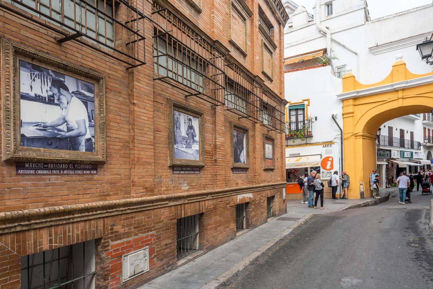 El Arenal De Sevilla, De Toros Y Galeras *
