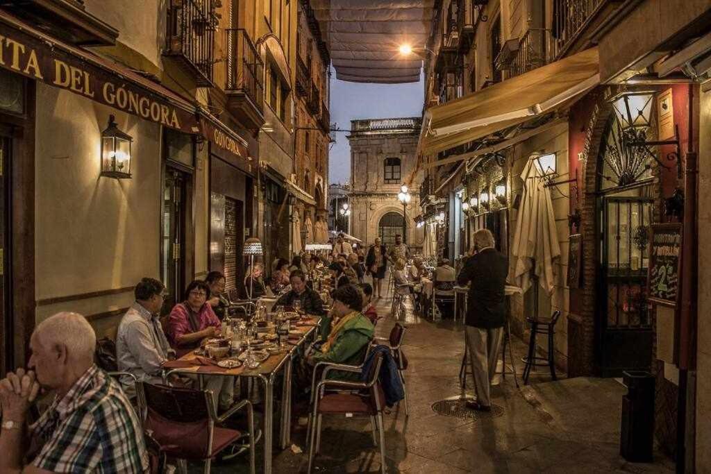 Casa Con Piscina Junto A Catedral Сasa de vacaciones Sevilla