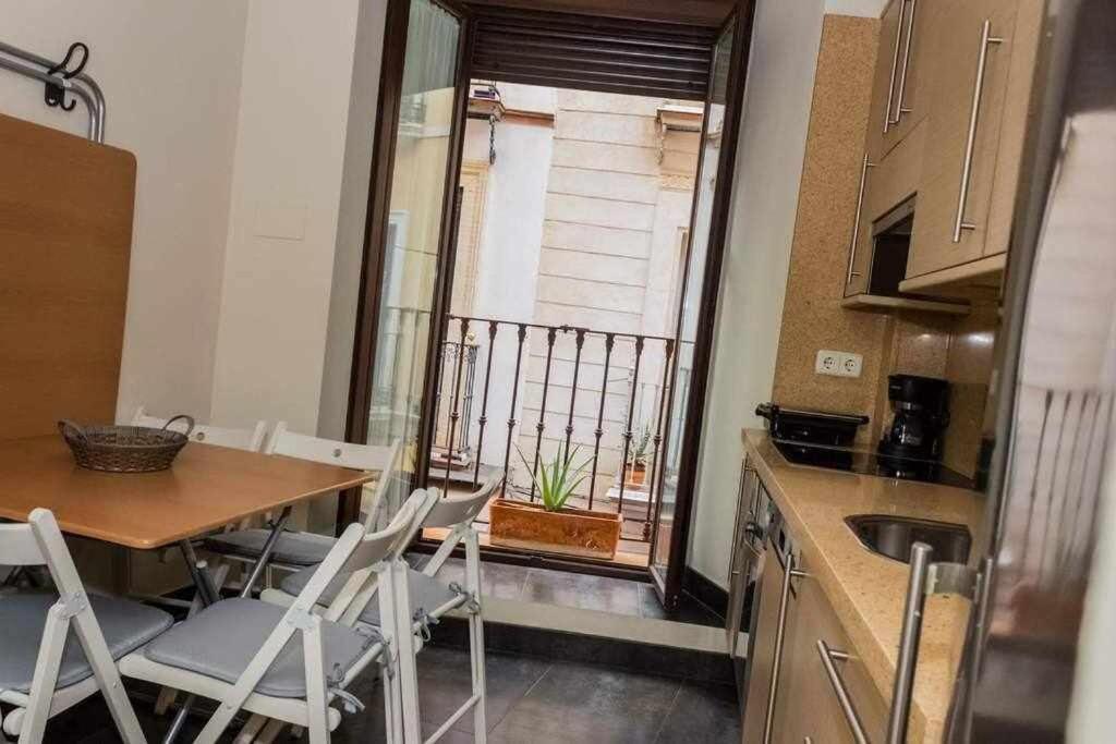 Casa Con Piscina Junto A Catedral * Sevilla