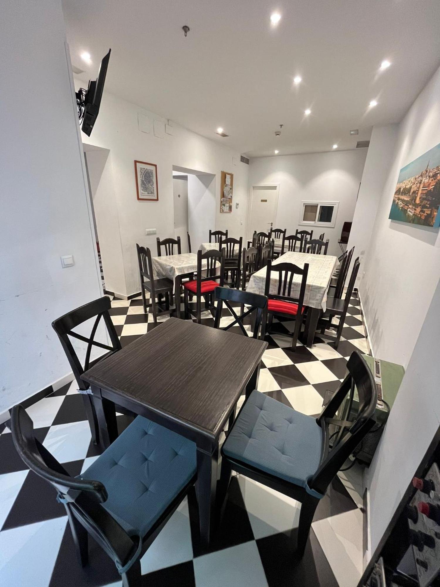 Hostal A2c (adults Only) Sevilla