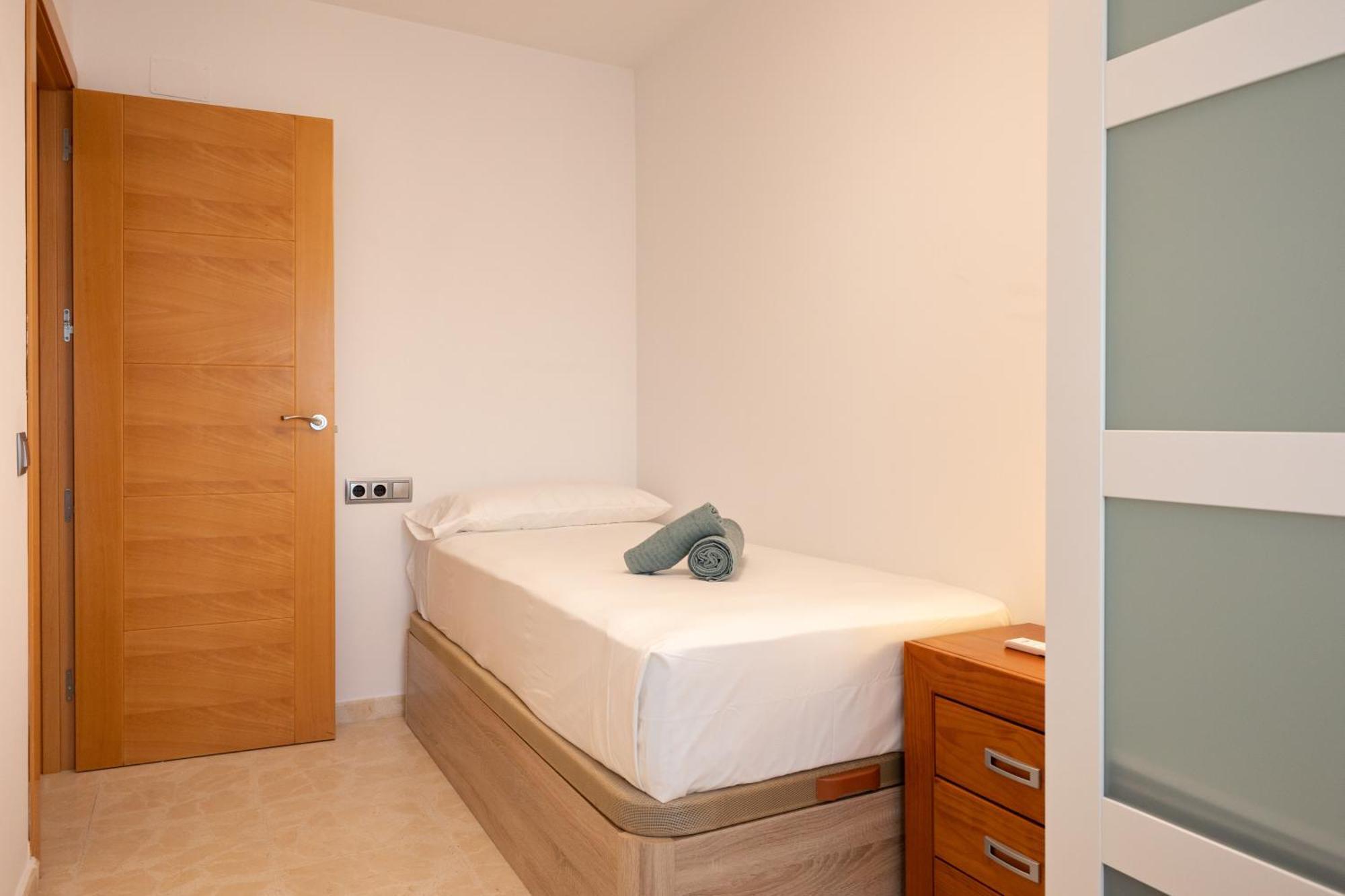Charming 3 Bedroom At Triana Center By Oui * Sevilla
